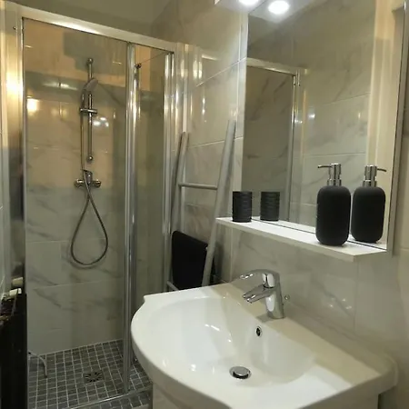 Апартаменты Moderne En Rez De Jardin
